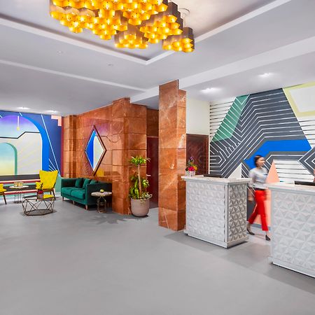 Leva Hotel Mazaya Centre Дубай Экстерьер фото