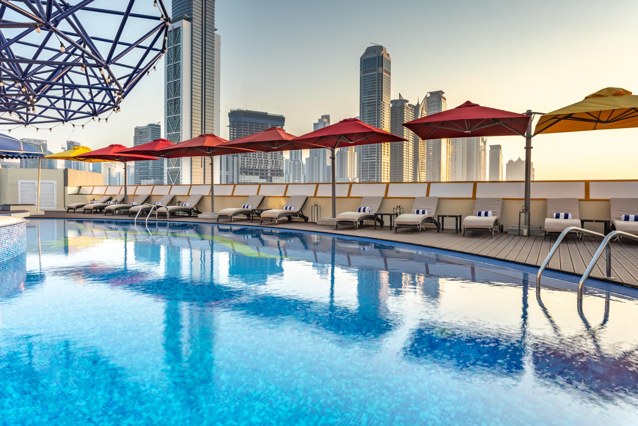 Leva Hotel Mazaya Centre Дубай Экстерьер фото