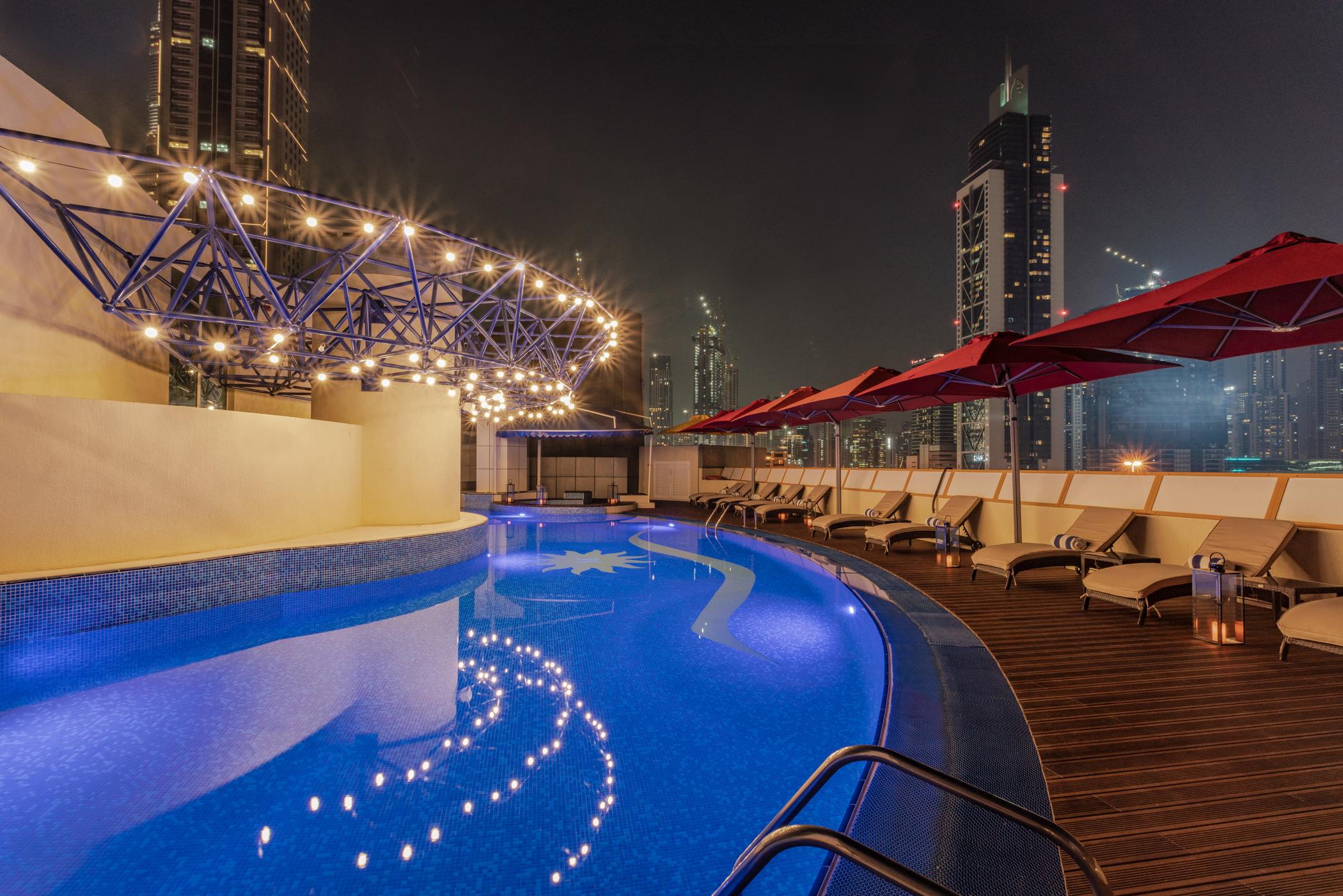 Leva Hotel Mazaya Centre Дубай Экстерьер фото